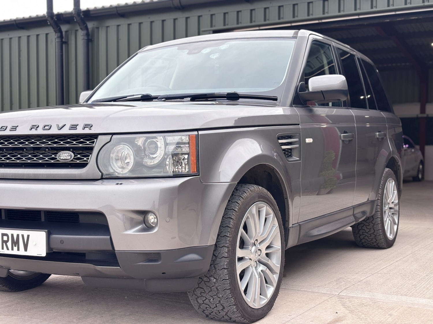 Used Land Rover Range Rover Sport 2010 for sale - 76897046: Photo 7