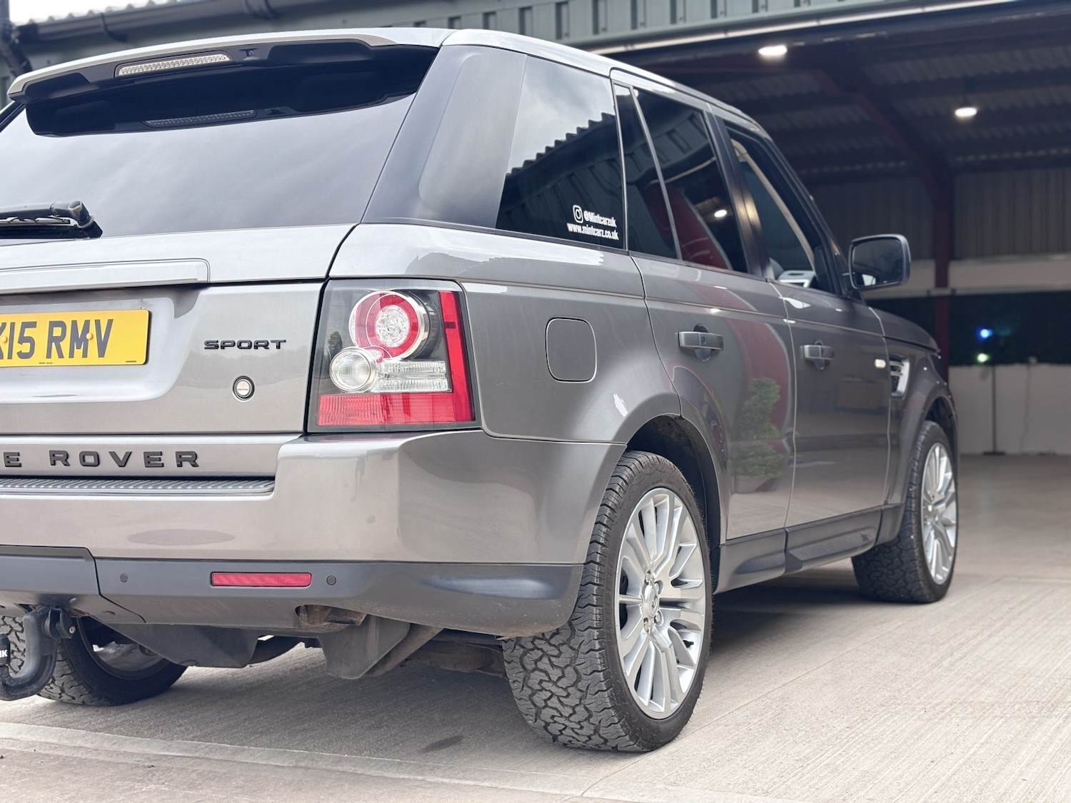 Used Land Rover Range Rover Sport 2010 for sale - 76897046: Photo 9