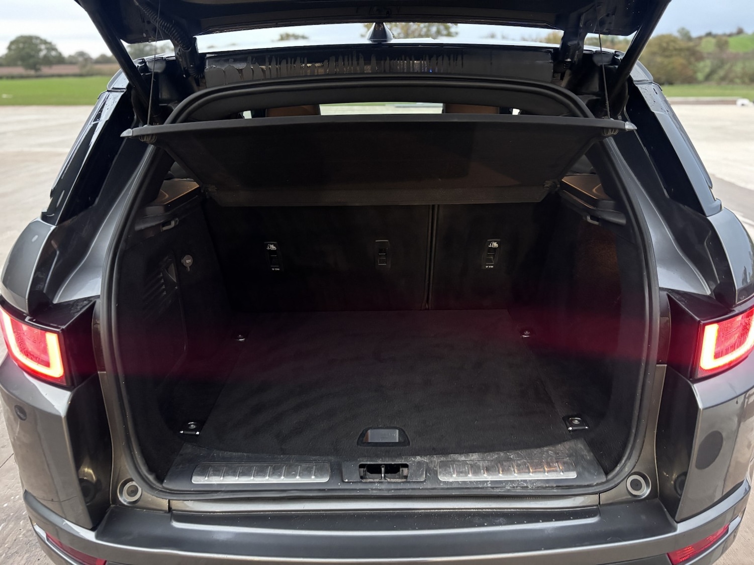 Used Land Rover Range Rover Evoque 2017 for sale - 76799105: Photo 54