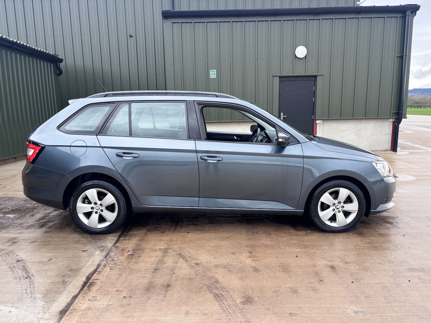 Used Skoda Fabia 2016 for sale - 77632443: Photo 12
