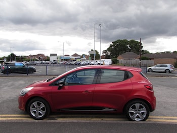 Used Renault Clio 2016 for sale - 79380666: Photo