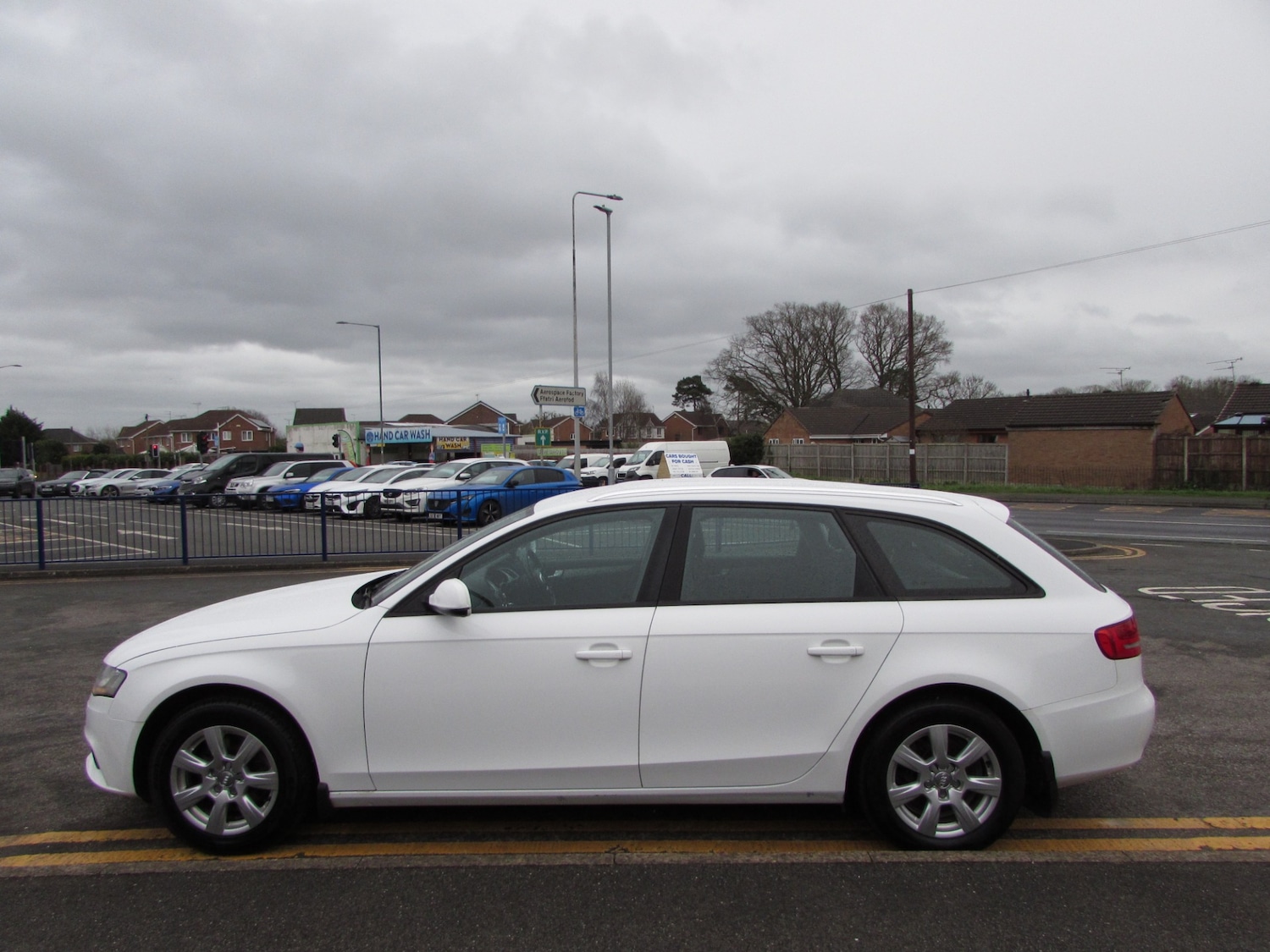 Used Audi A4 2010 for sale - 77902347: Photo 4