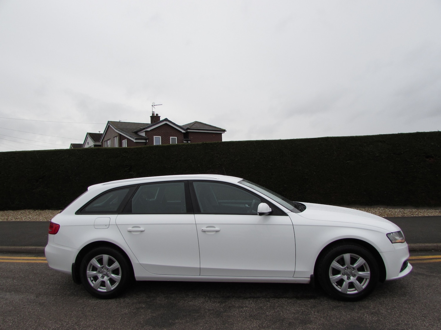Used Audi A4 2010 for sale - 77902347: Photo 8