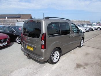 Used Peugeot Partner Tepee 2015 for sale - 79429533: Photo