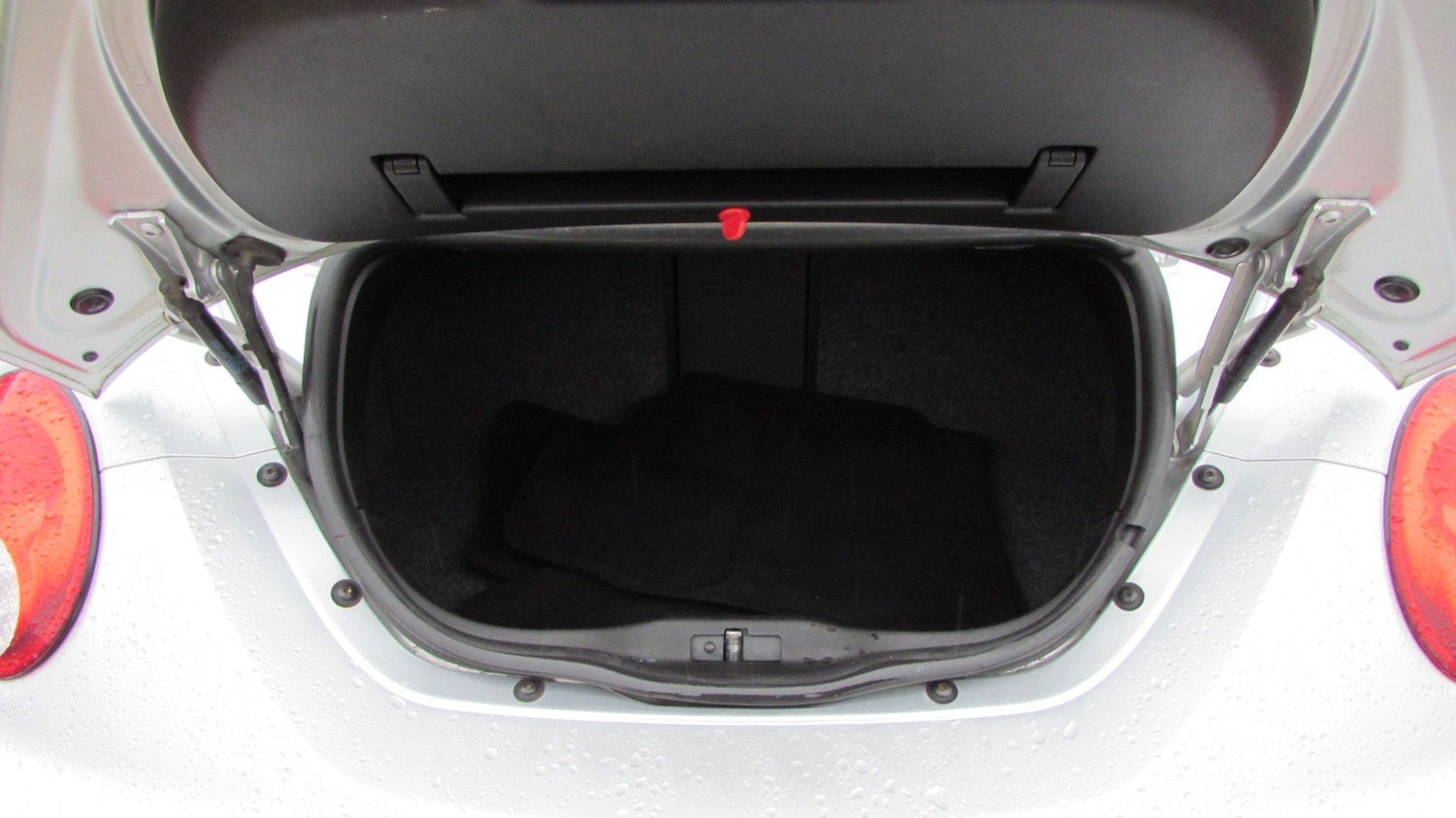 Used Volkswagen Beetle 2006 for sale - 77435316: Photo 11