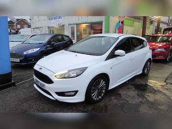 2017 (67) - 1.0 EcoBoost 140 ST-Line Navigation 5dr