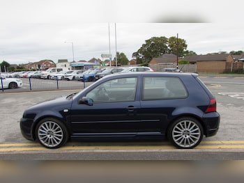 Used Volkswagen Golf 2003 for sale - 76299579: Photo