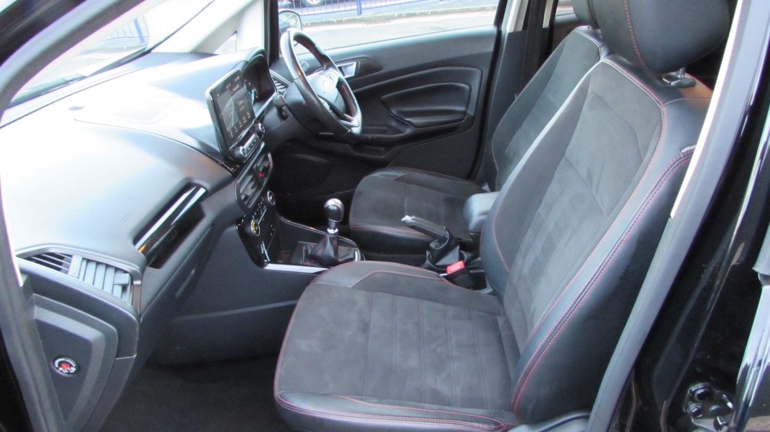 Used Ford Ecosport 2018 for sale - 77364427: Photo 9