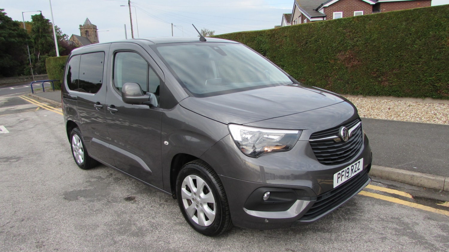 Used Vauxhall Combo Life 2019 for sale - 76142462: Photo 1