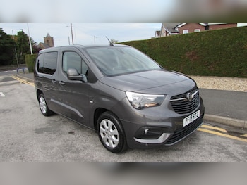Vauxhall - Combo Life