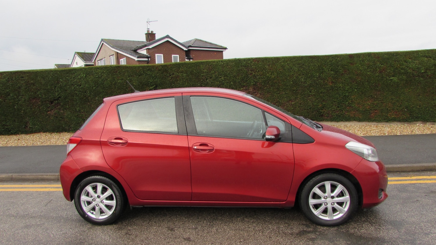 Used Toyota Yaris 2012 for sale - 77516283: Photo 8