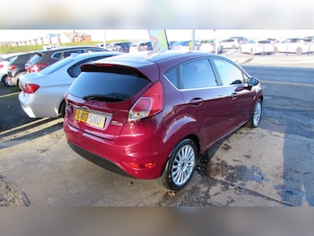 Used Ford Fiesta 2013 for sale - 76598821: Photo