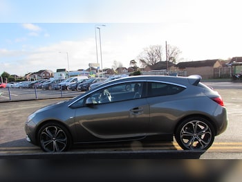 Used Vauxhall Astra GTC 2017 for sale - 77002079: Photo