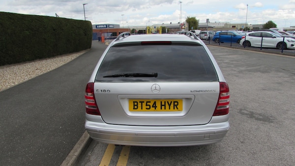 Used Mercedes-Benz C-Class 2005 for sale - 76177209: Photo 6