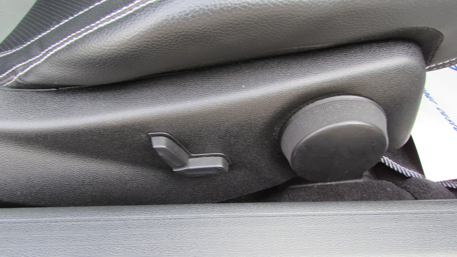 Used Mercedes-Benz E Class 2011 for sale - 77997623: Photo 15