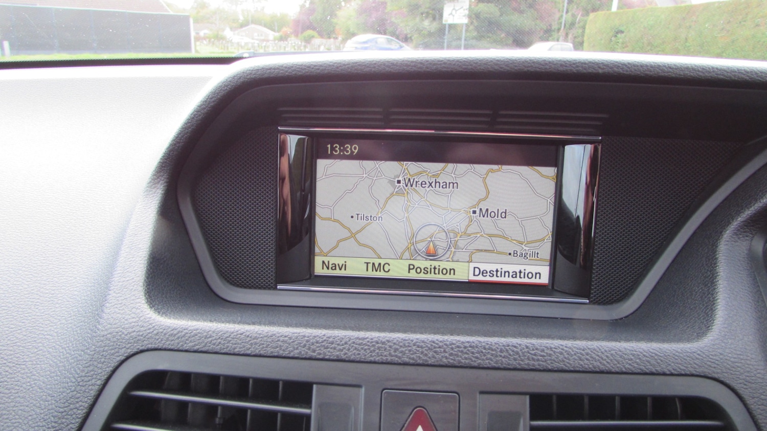 Used Mercedes-Benz E Class 2011 for sale - 77997623: Photo 16