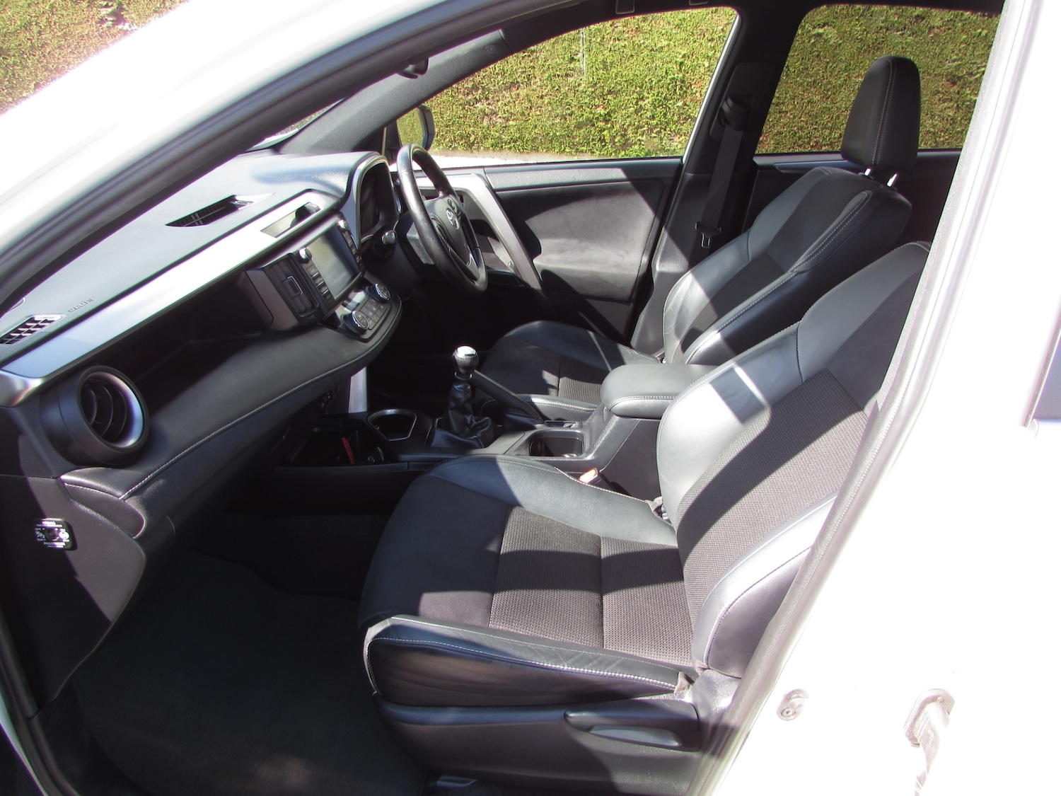 Used Toyota RAV4 2016 for sale - 78107945: Photo 18