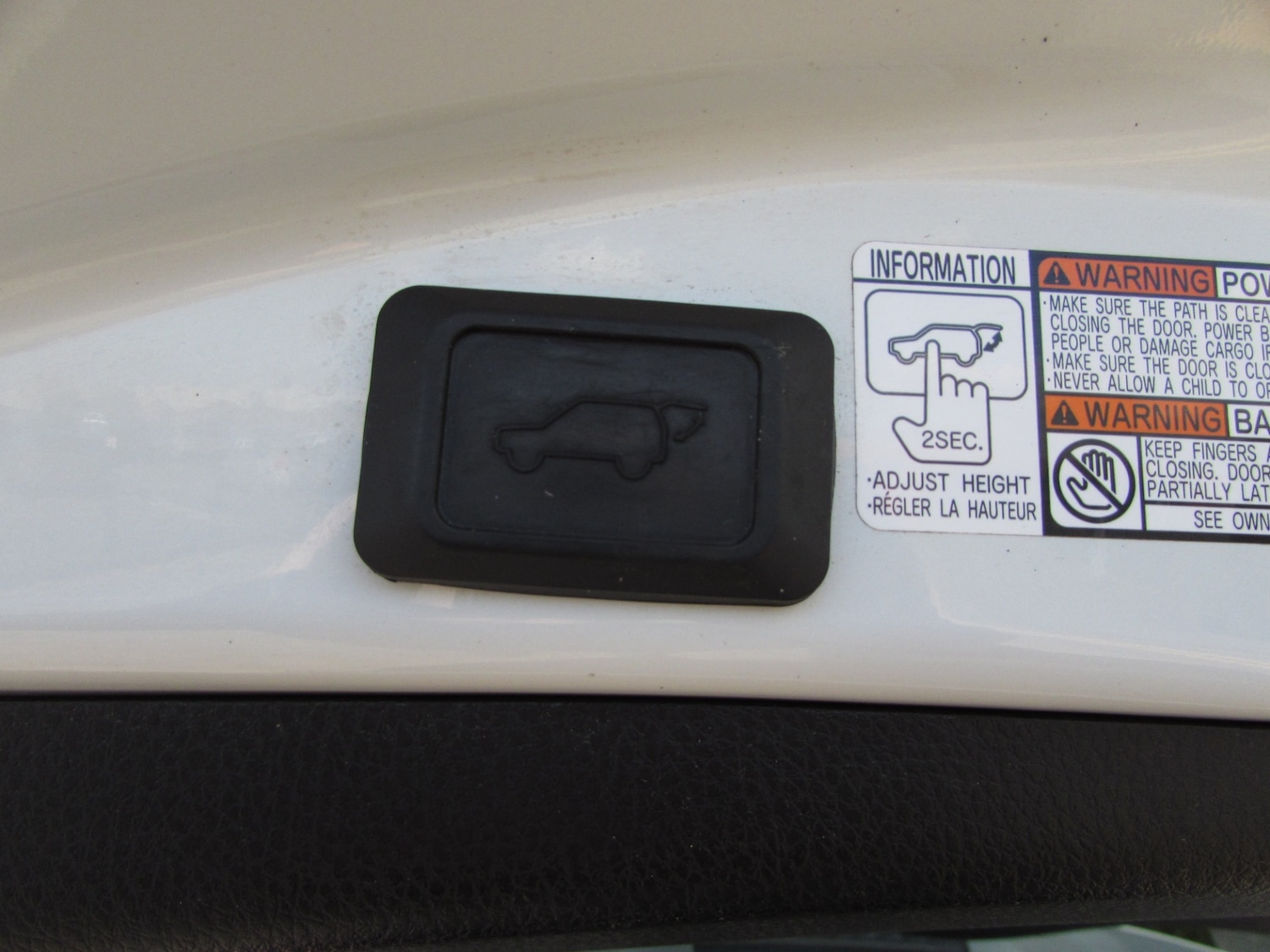 Used Toyota RAV4 2016 for sale - 78107945: Photo 25