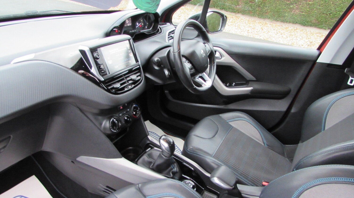 Used Peugeot 2008 2015 for sale - 77501868: Photo 7