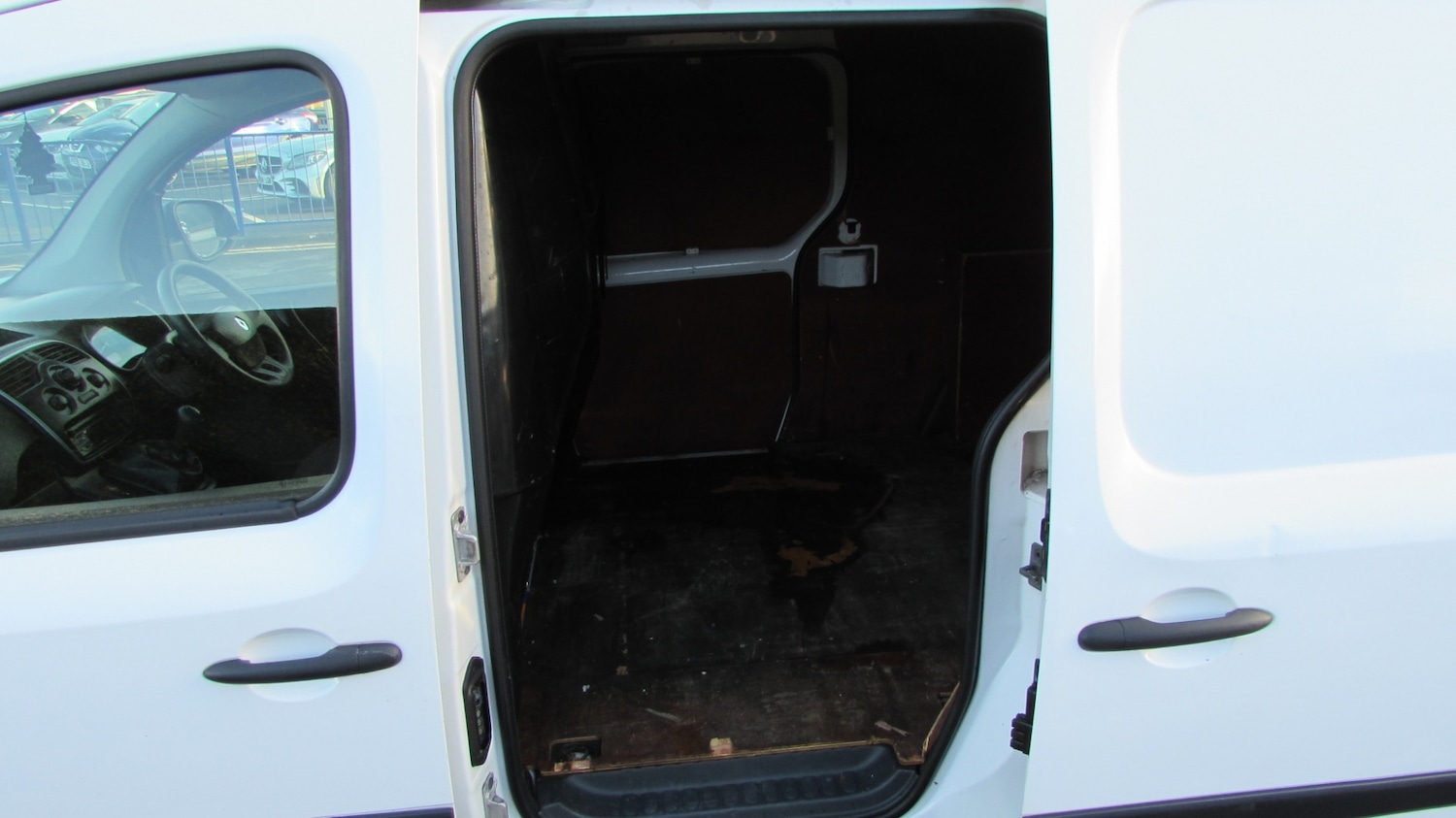 Used Renault Kangoo 2016 for sale - 76796640: Photo 10