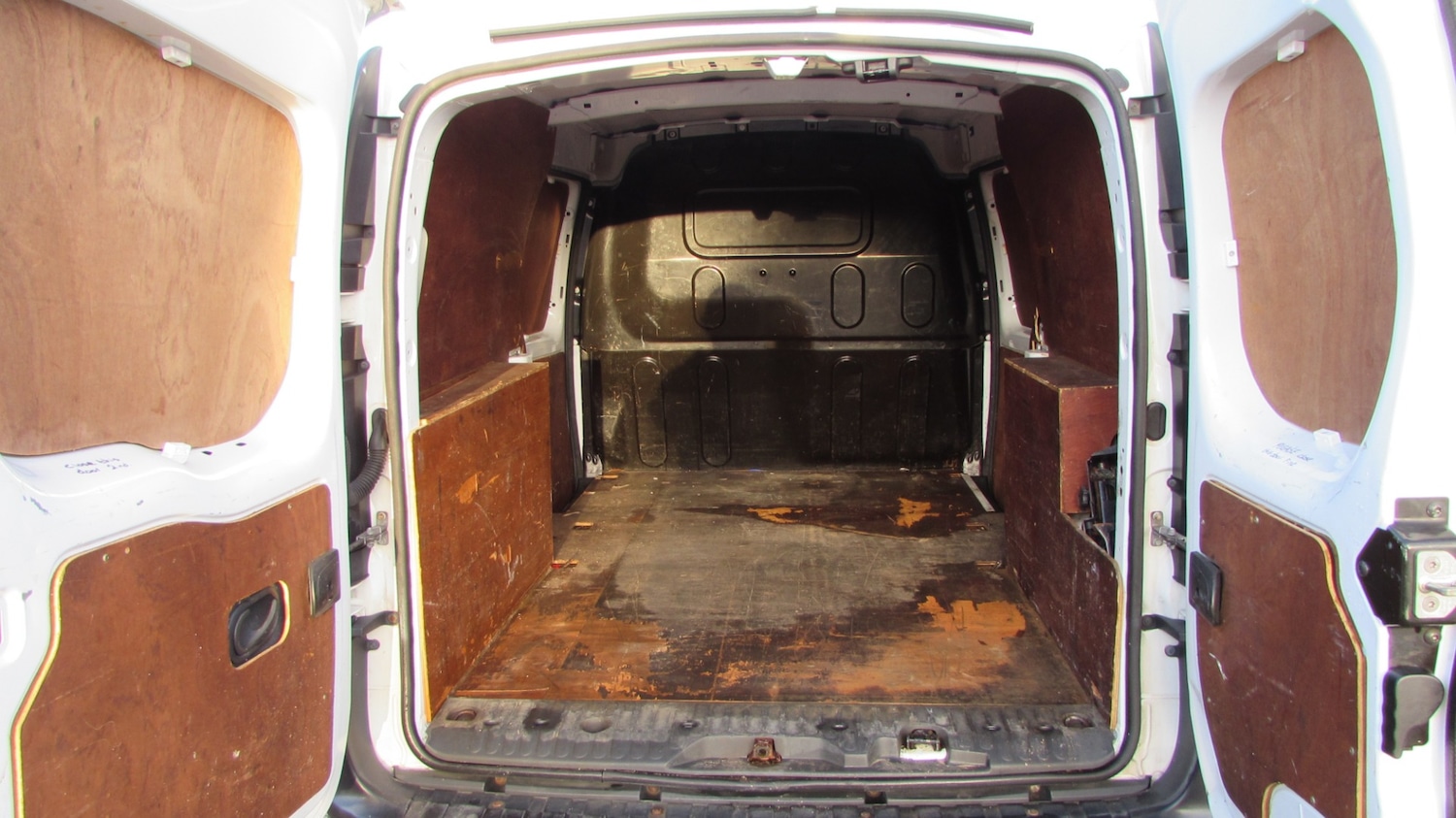 Used Renault Kangoo 2016 for sale - 76796640: Photo 11