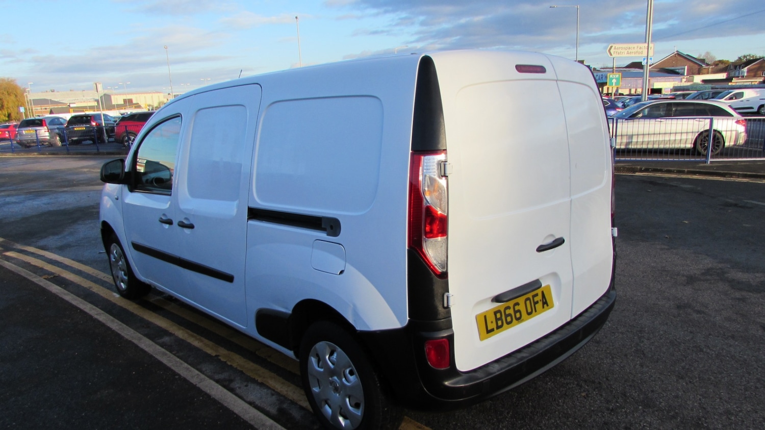 Used Renault Kangoo 2016 for sale - 76796640: Photo 5