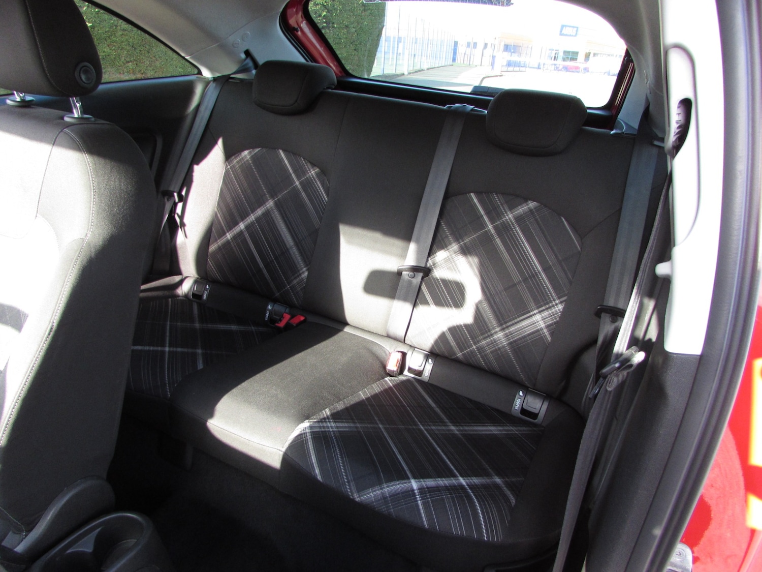 Used Vauxhall Corsa 2015 for sale - 77732272: Photo 9