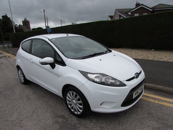 Used Ford Fiesta 2010 for sale - 79812236: Photo