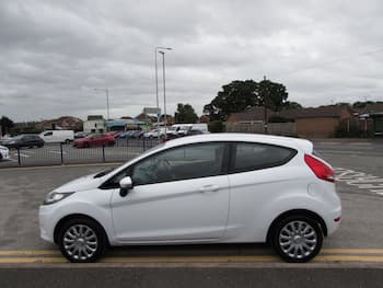Used Ford Fiesta 2010 for sale - 79812236: Photo