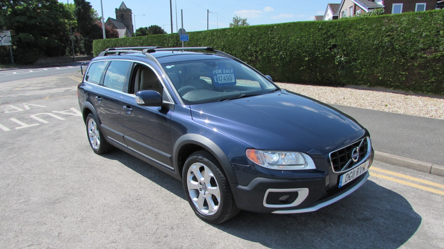 Used Volvo XC70 2011 for sale - 76807105: Photo 1