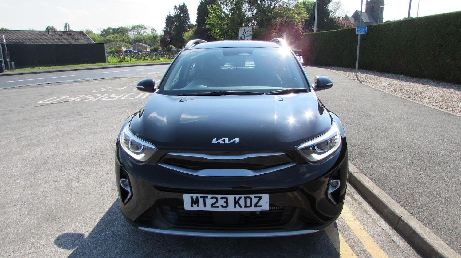 Used Kia Stonic 2023 for sale - 76815170: Photo 2