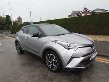 Used Toyota C-HR 2017 for sale - 78254204: Photo