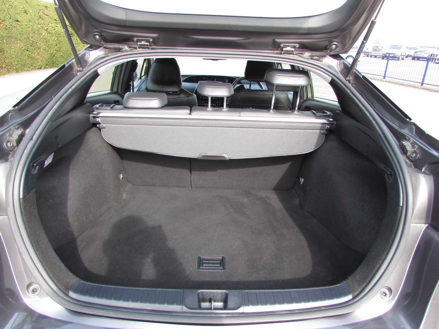 Used Toyota Prius 2016 for sale - 77963211: Photo 11