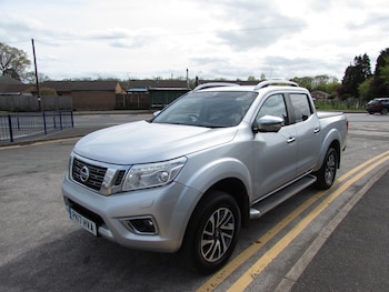 Used Nissan Navara 2017 for sale - 78270475: Photo