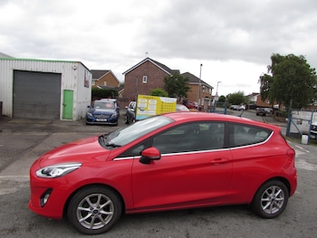 Used Ford Fiesta 2017 for sale - 78882706: Photo
