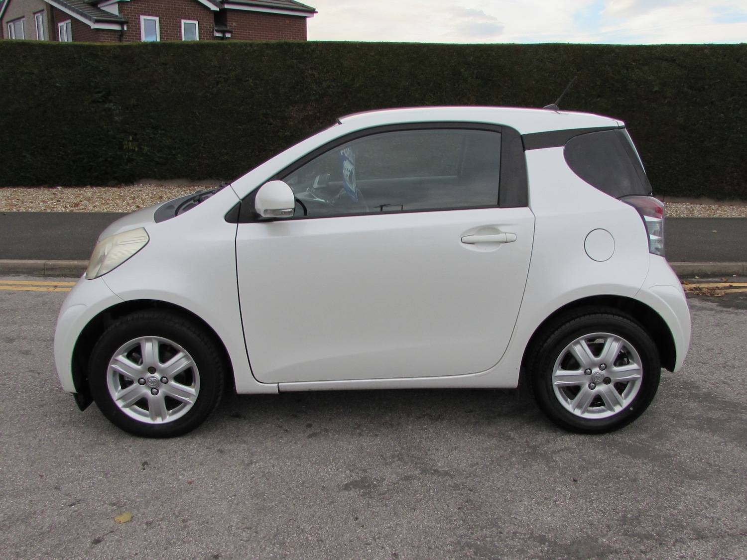 Used Toyota IQ 2009 for sale - 76505645: Photo 3