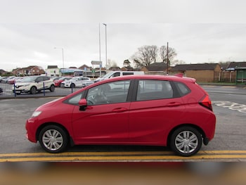 Used Honda Jazz 2017 for sale - 77296778: Photo