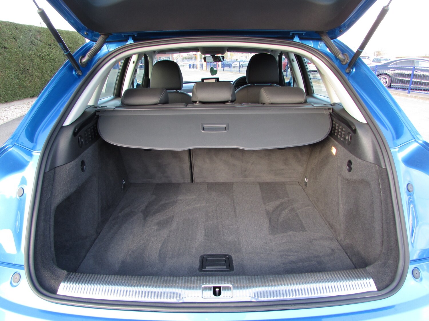 Used Audi Q3 2018 for sale - 77832068: Photo 11