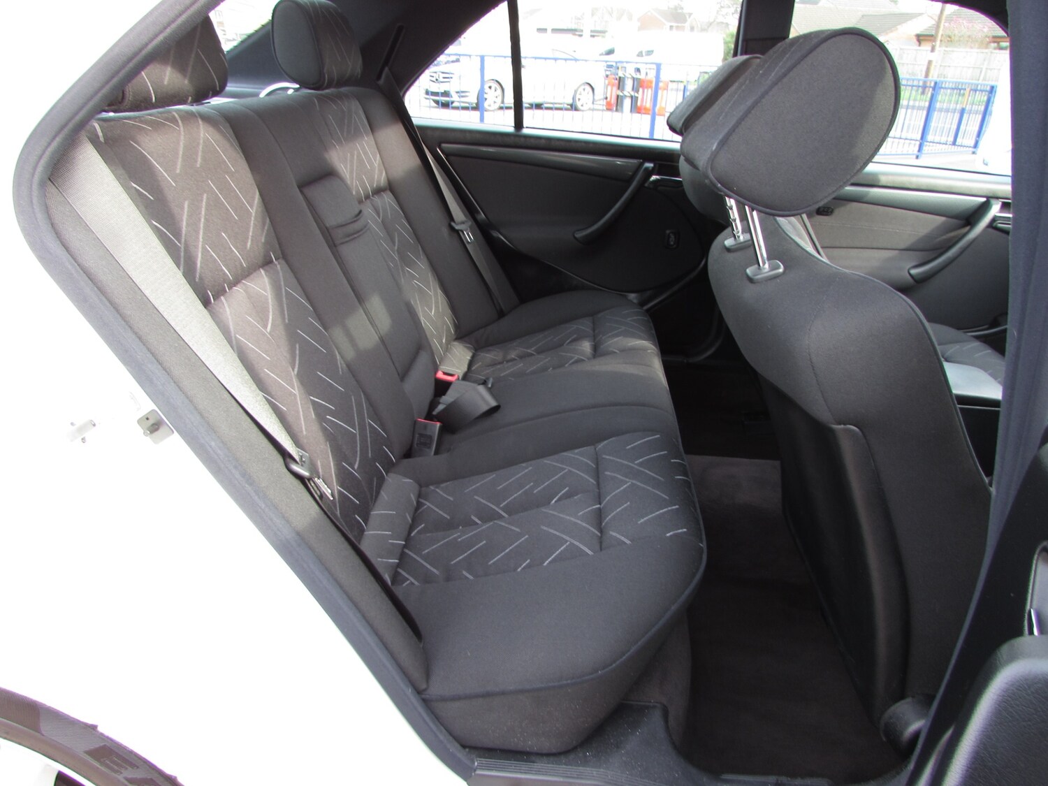 Used Mercedes-Benz C Class 1999 for sale - 77964924: Photo 12