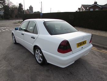 Used Mercedes-Benz C Class 1999 for sale - 77964924: Photo