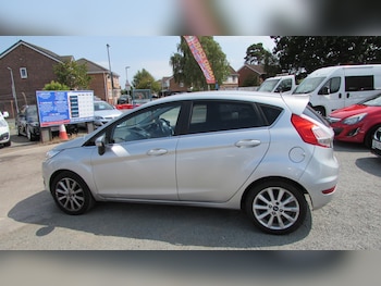 Used Ford Fiesta 2016 for sale - 75536471: Photo