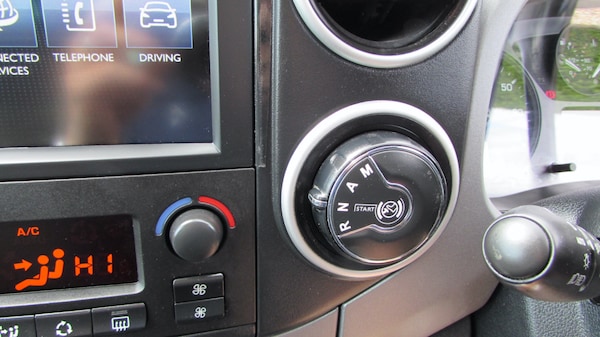 Used Peugeot Partner Tepee 2018 for sale - 75055282: Photo 15