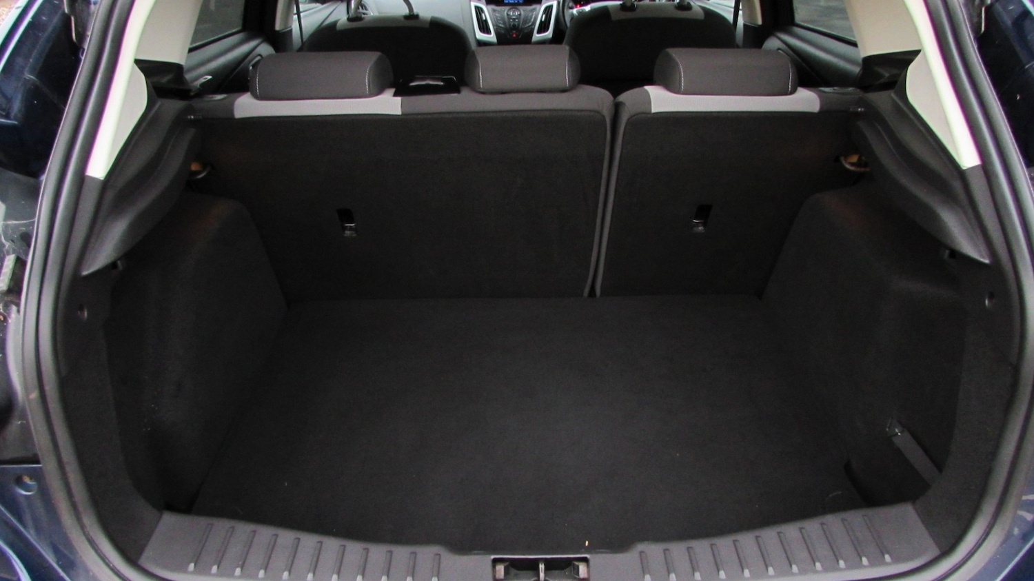 Used Ford Focus 2013 for sale - 77210700: Photo 11