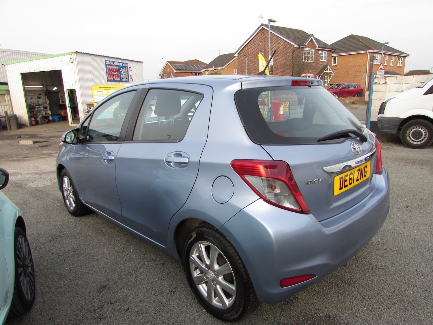 Used Toyota Yaris 2012 for sale - 77965573: Photo 2