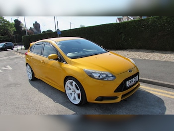 2014 (14) - 2.0T ST-3 5dr