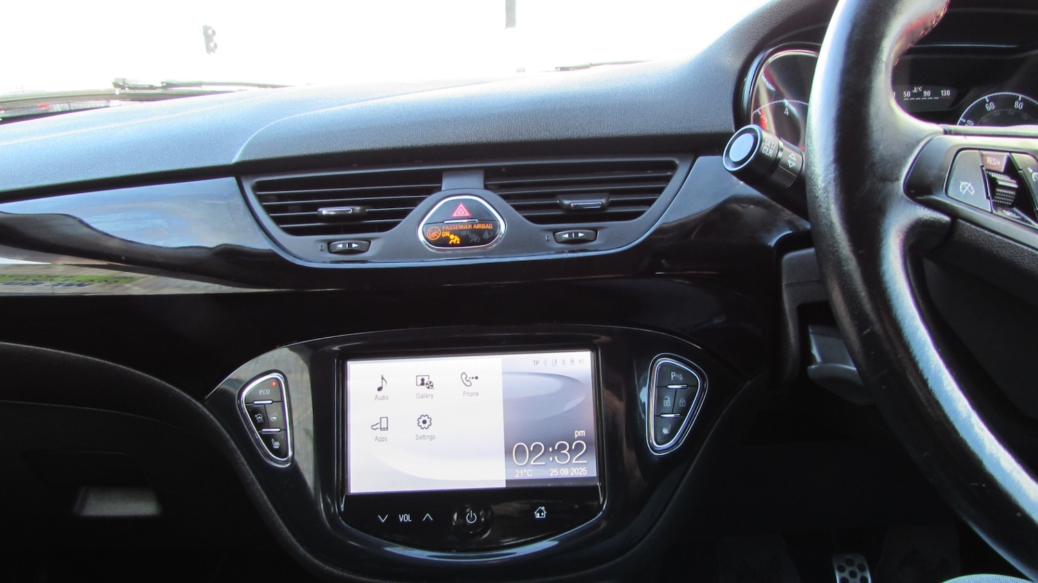 Used Vauxhall Corsa 2015 for sale - 76076962: Photo 12