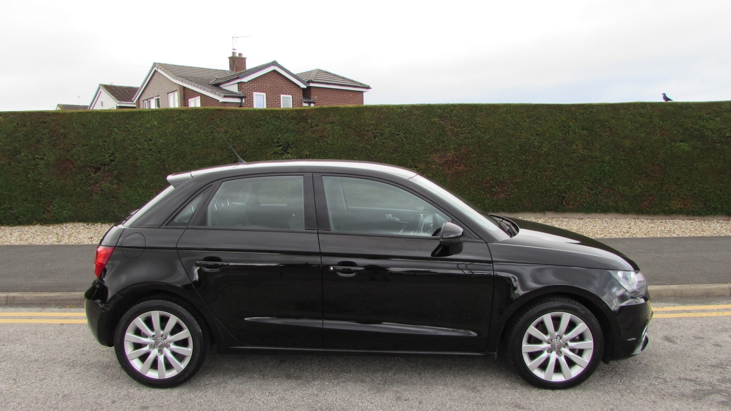 Used Audi A1 2014 for sale - 75997109: Photo 8