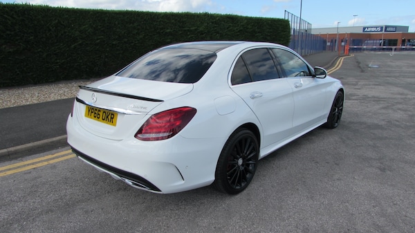 Used Mercedes-Benz C-Class 2017 for sale - 73525082: Photo 3