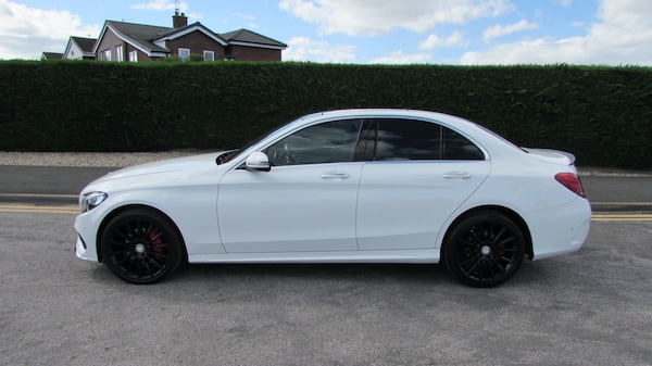 Used Mercedes-Benz C-Class 2017 for sale - 73525082: Photo 4