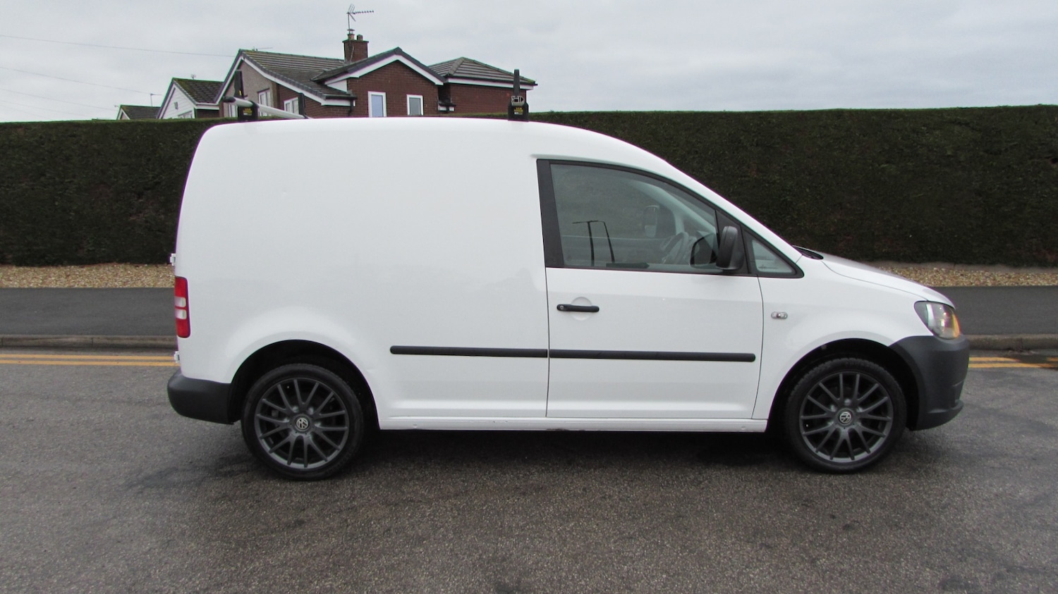 Used Volkswagen Caddy 2012 for sale - 77449899: Photo 5